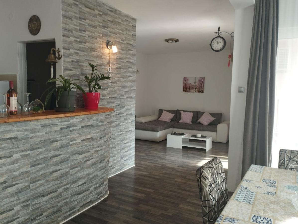 קוטור Pocanic'S Apartment מראה חיצוני תמונה
